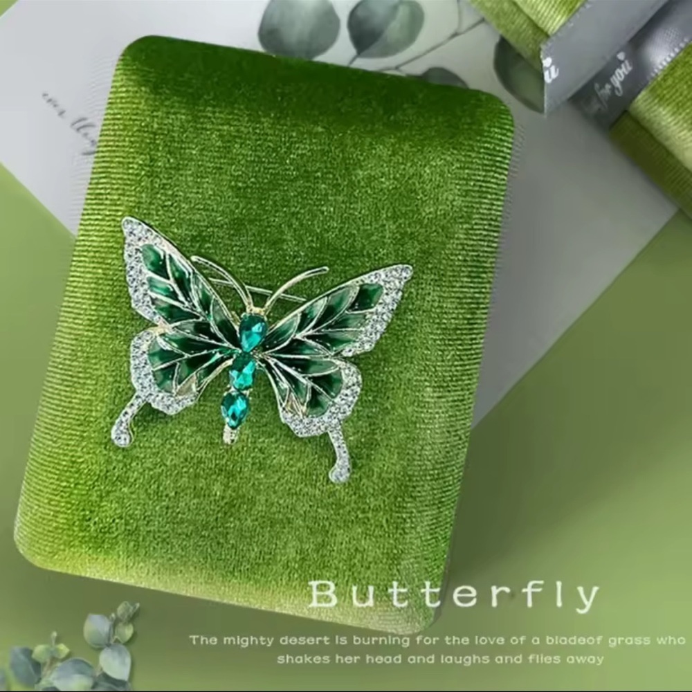 Brooch Green Crystal Butterfly Brooch | Elegant Lapel Pin Jewelry - Picture 4 of 12